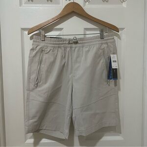 NWT Tahari City Tech Men’s Shorts Med Coastal Sand Expandable Waistband Fast Dry